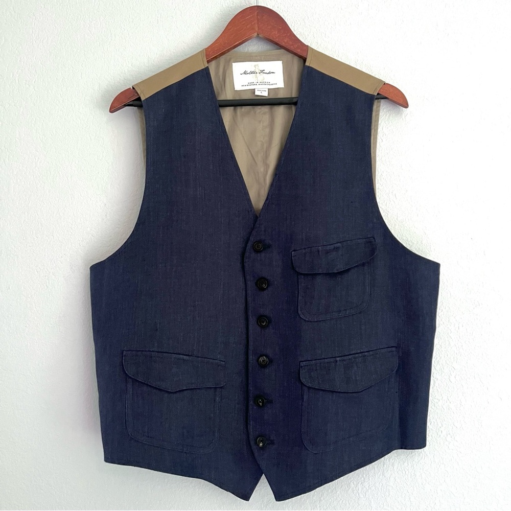 Mother Freedom Mens Vest Size L Blue